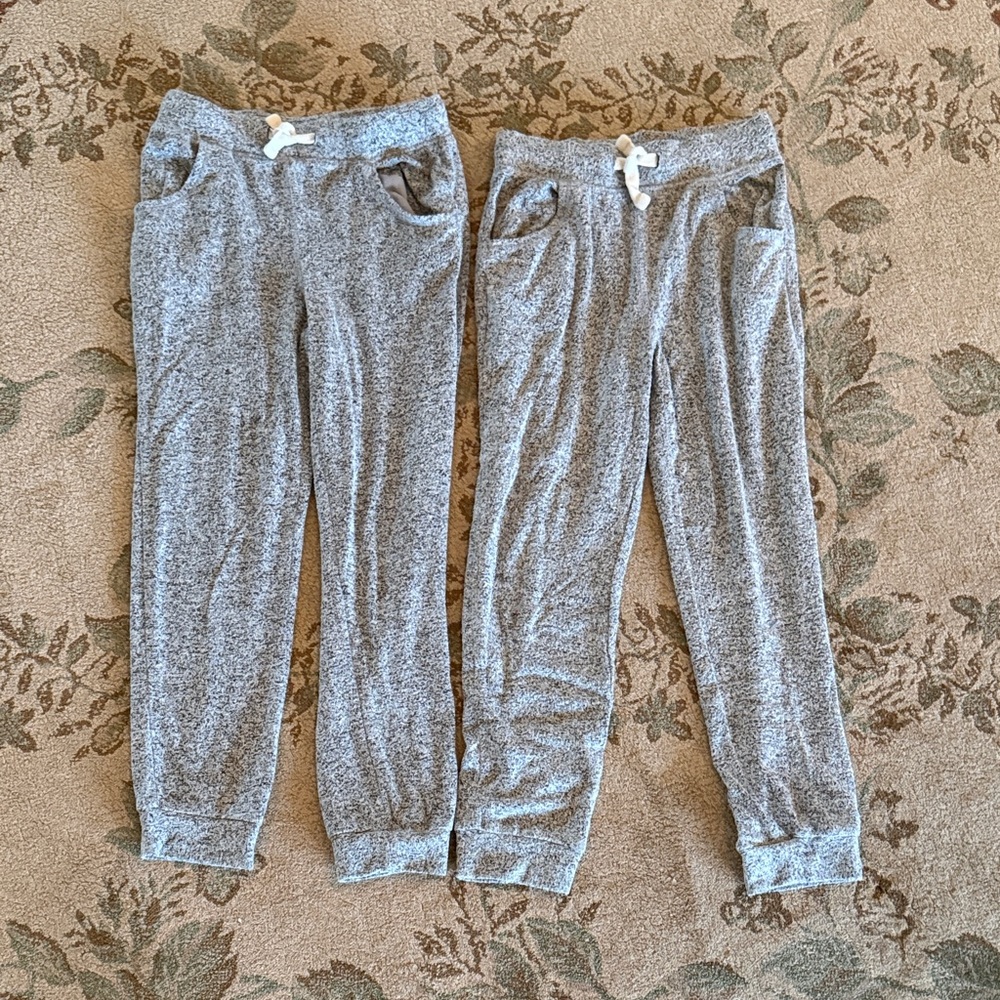 Cozy Kids' Heather Gray Joggers. Comfortable. Size small (6/6x). EUC. Girls